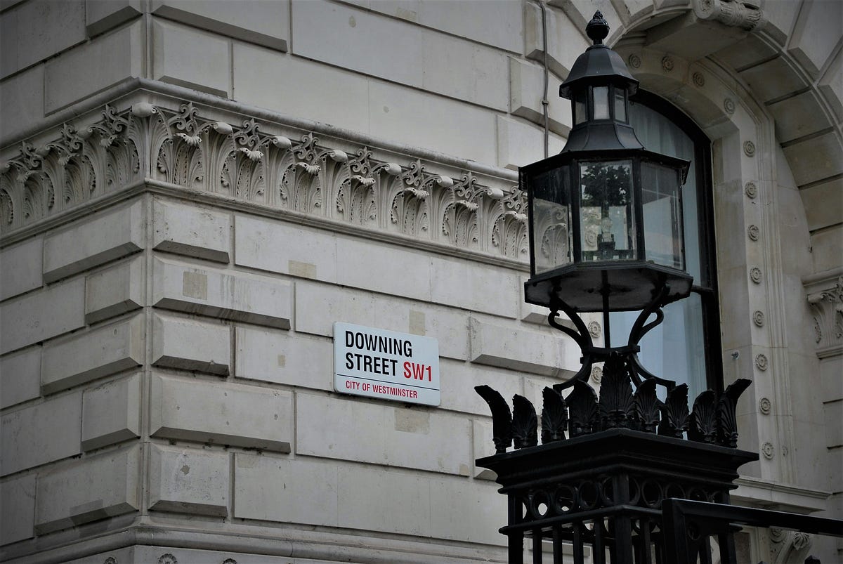 UK’s Political Landscape Shifts: Labour’s Surge and Conservative Decline Ahead of 2024 Election